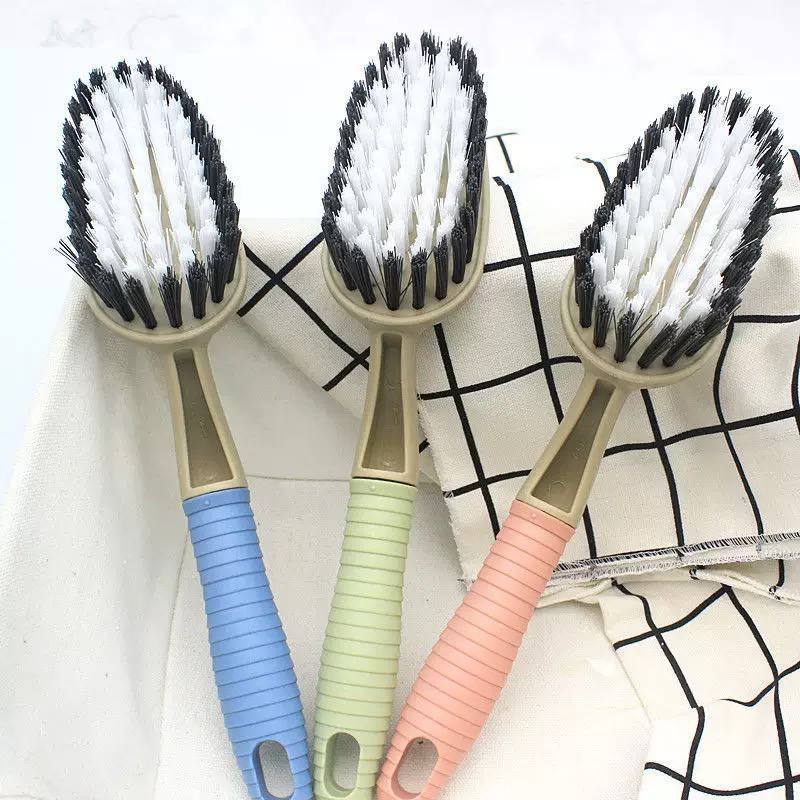 Toilet brush