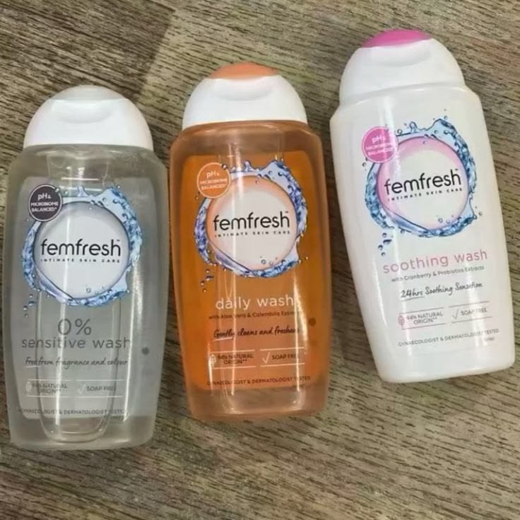 Femfresh 0% sensitive feminine wash