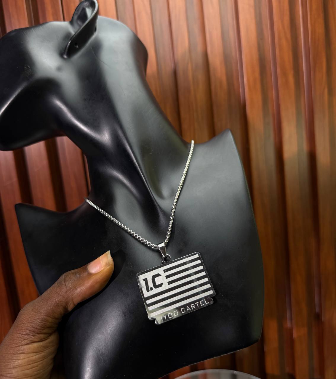 IYOO CARTEL CHAIN